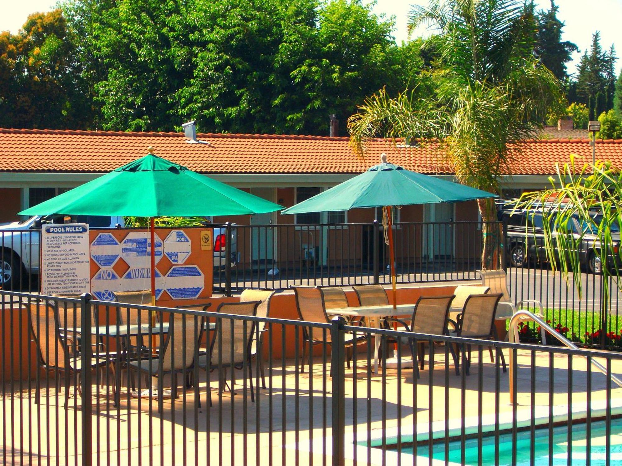 Tri-Valley Inn & Suites Pleasanton Eksteriør bilde