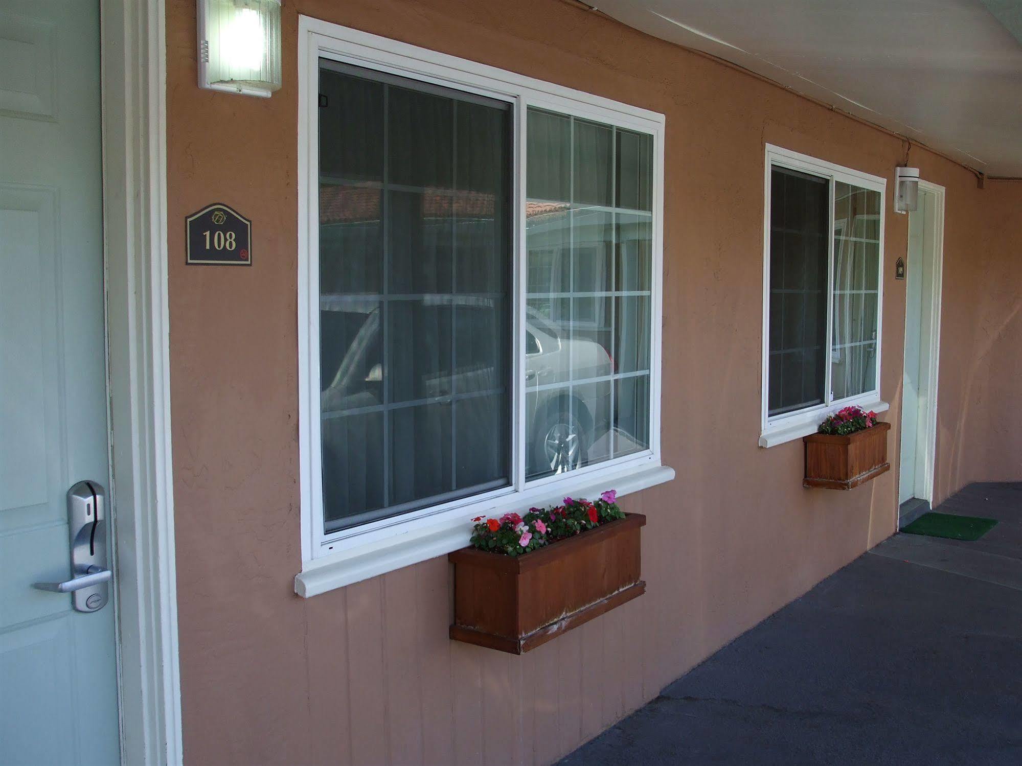 Tri-Valley Inn & Suites Pleasanton Eksteriør bilde