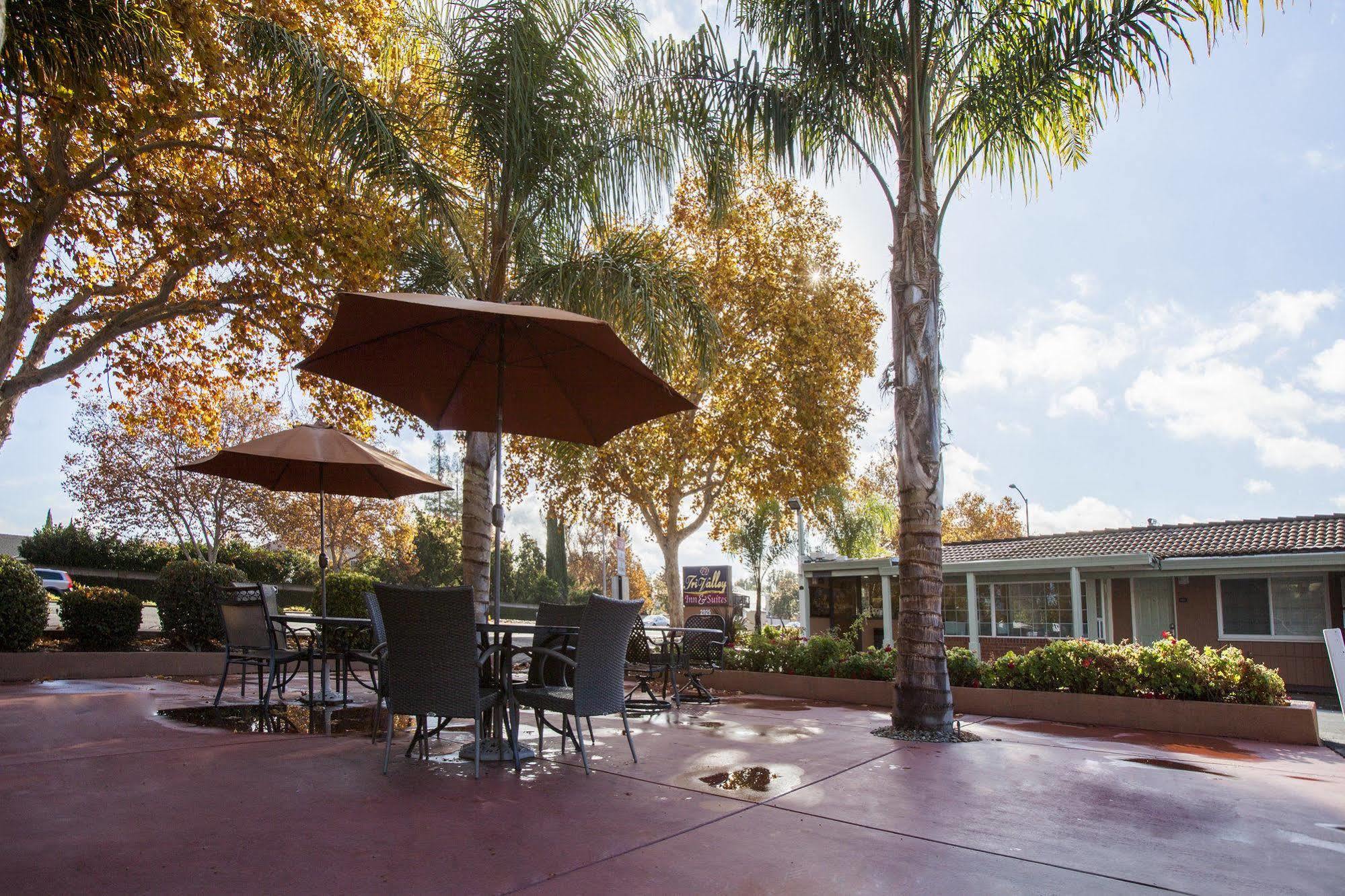 Tri-Valley Inn & Suites Pleasanton Eksteriør bilde