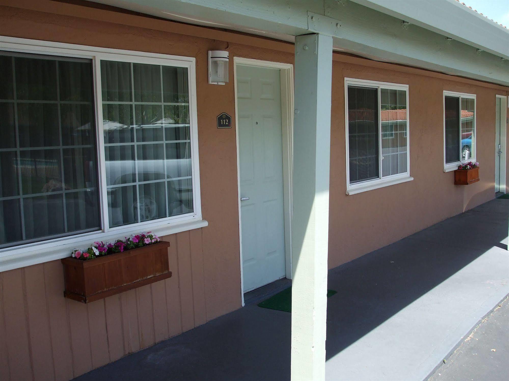 Tri-Valley Inn & Suites Pleasanton Eksteriør bilde
