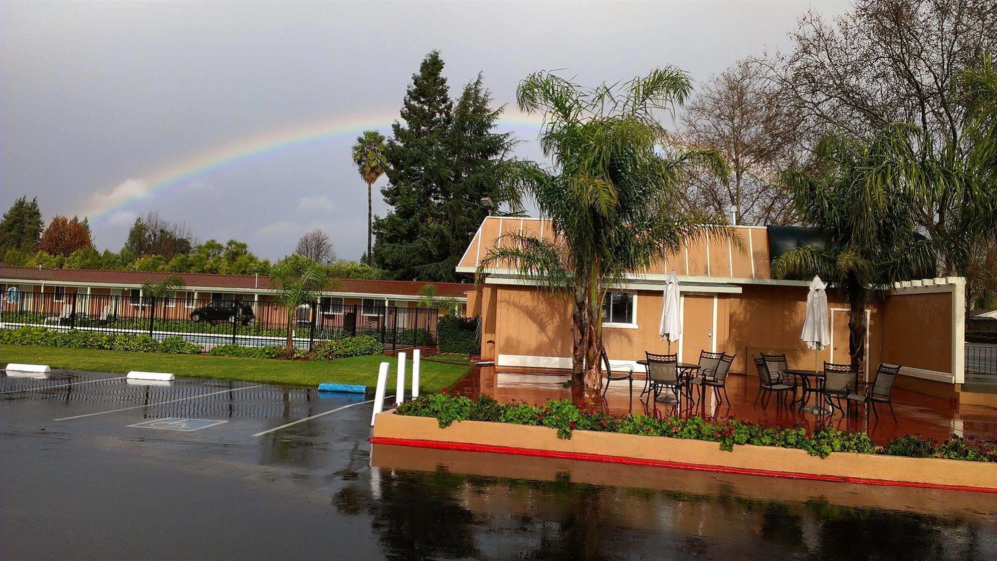 Tri-Valley Inn & Suites Pleasanton Eksteriør bilde